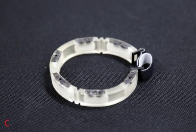 Submerged Haptics: A 3-DOF Fingertip Haptic Display using Miniat