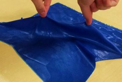 2013 Poster: Yamada_Reproduction of the behavior of the wet cloths taking the atmospheric pressure into account