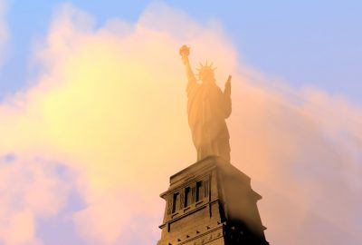 2010 Talks: Delalandre_Single Scattering in Heterogenous Participating Media