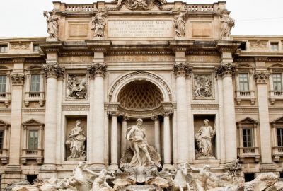 2013 SA Technical Papers_Russell_3D Wikipedia-Using online text to automatically