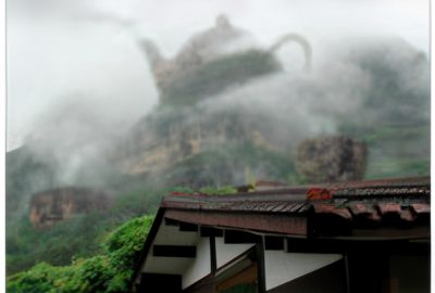 2006 Teapot Exhibit_Landa_Wuyi Mountains 03