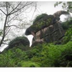 2006 Teapot Exhibit_Landa_Wuyi Mountains 04